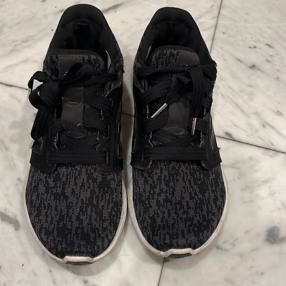 Adidas tennis shoes